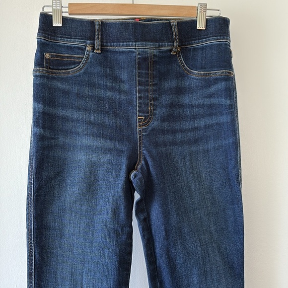 Spanx Flare High Rise Fray Hem Jeans M - Picture 2 of 7